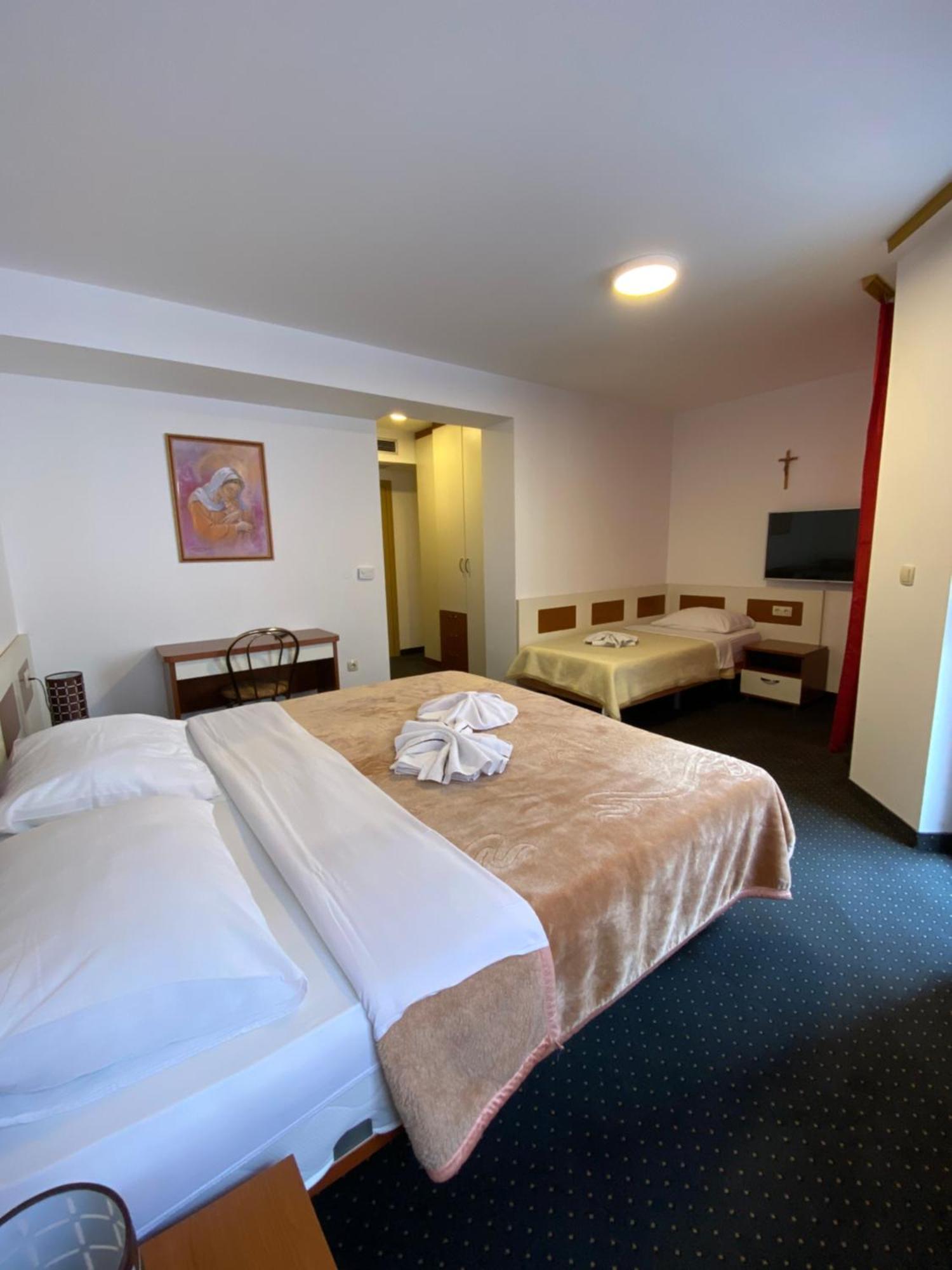 Međugorje Hotel Frankoni מראה חיצוני תמונה